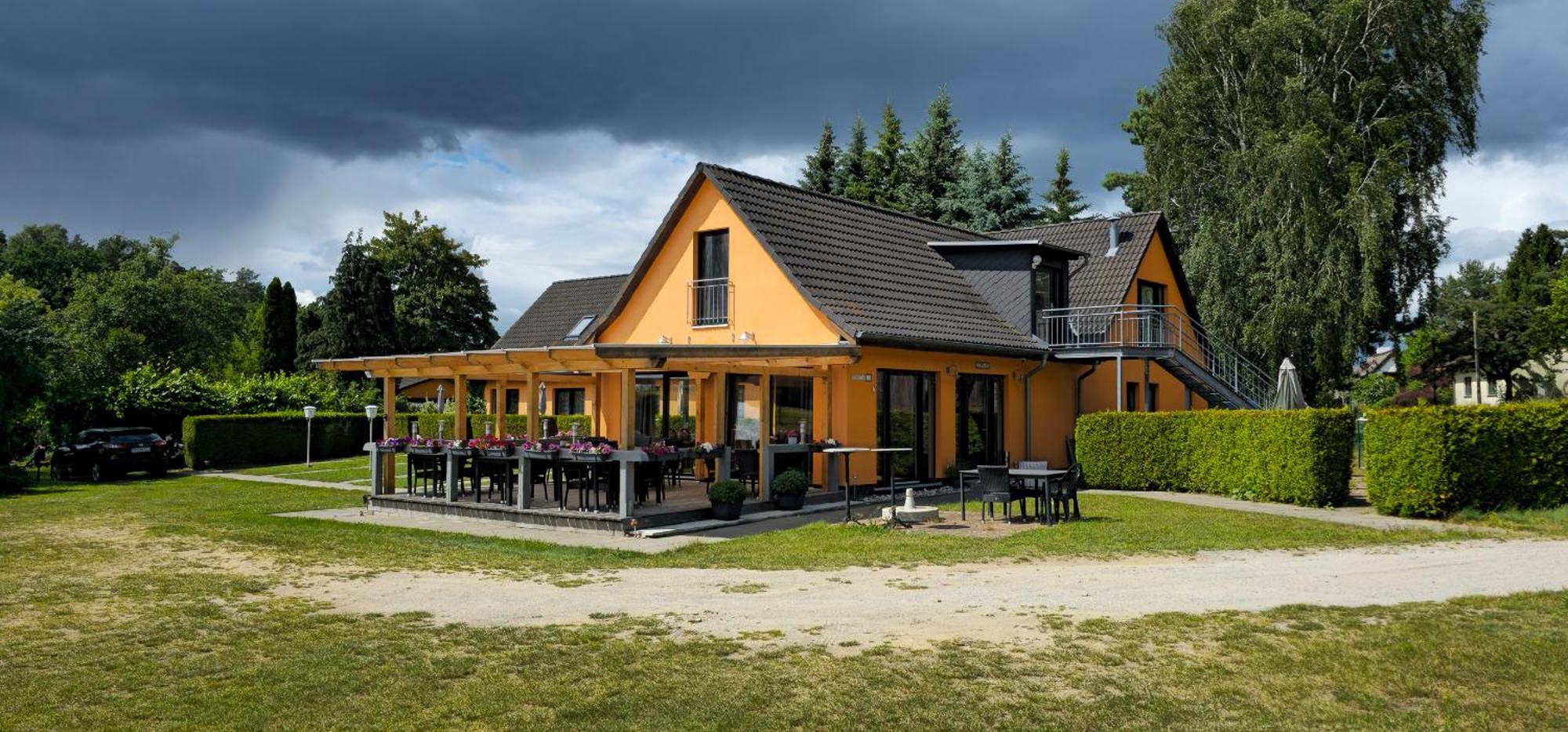 Pension Achterland Mellenthin Buitenkant foto